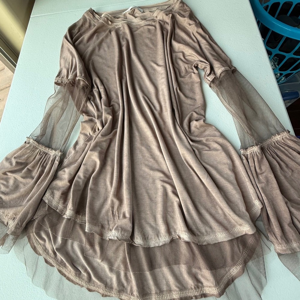 Tea N Lace Mesh Bell Sleeve Top Womens Medium Taupe Boho Whimsigoth Fairy